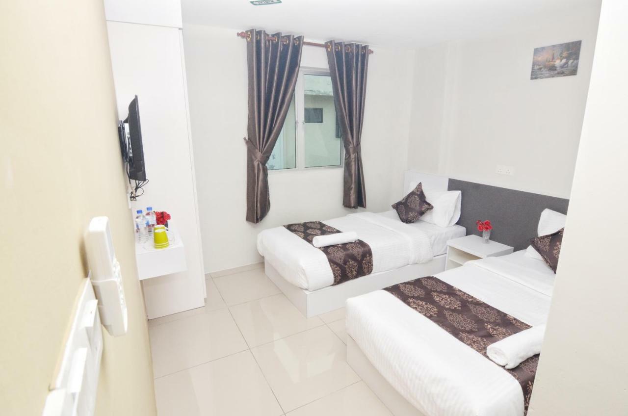 K Vila Hotel Sungai Petani Esterno foto