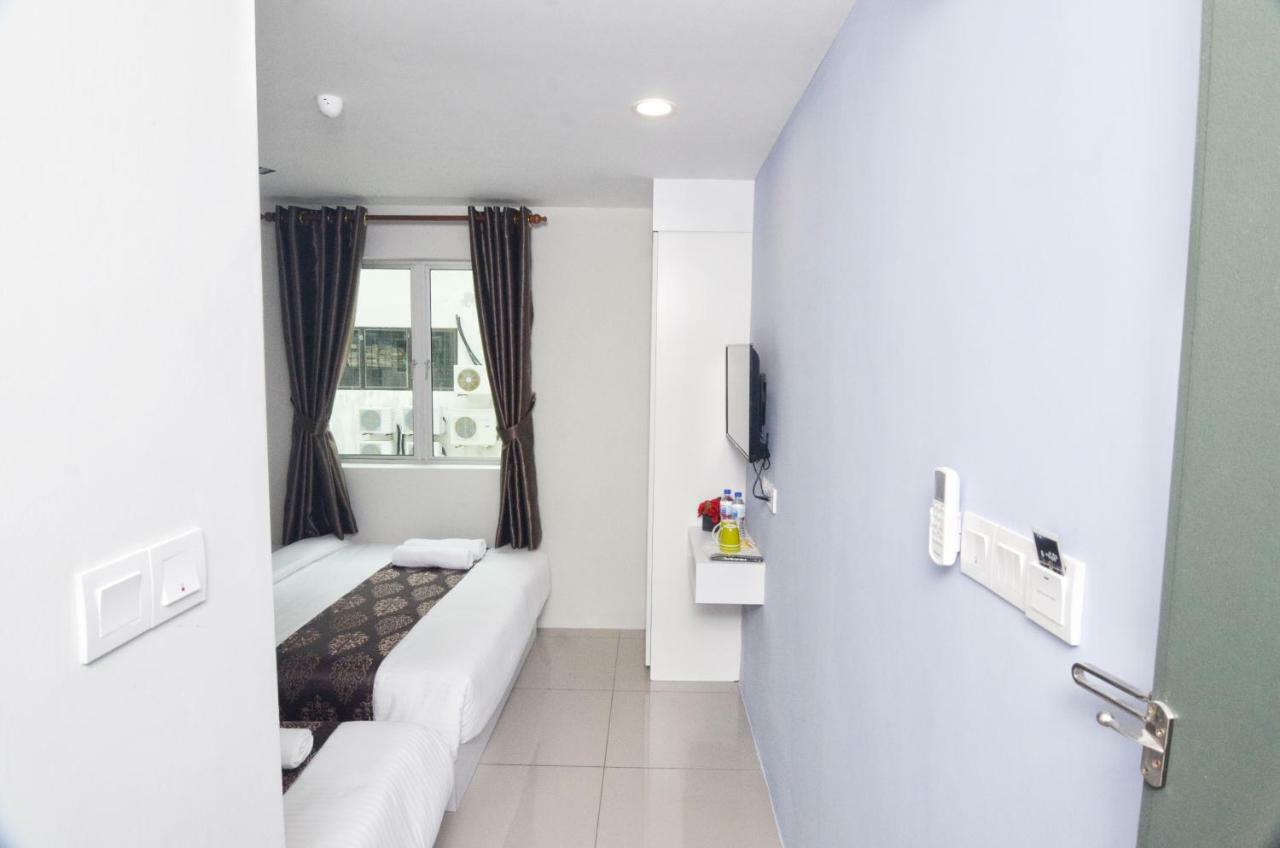 K Vila Hotel Sungai Petani Esterno foto