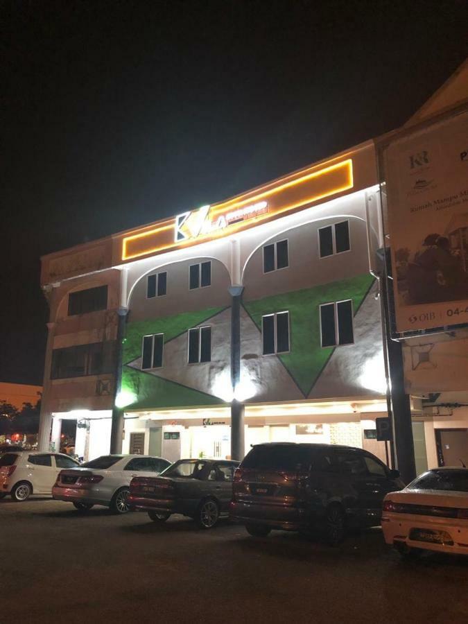 K Vila Hotel Sungai Petani Esterno foto